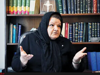 اجازه شوهر برای خروج زنان فرهیخته از کشور آسیب زاست/ امیدی ندارم زنان مجلس یازدهم در این راستا گام بردارند/ به عنوان یک زن ایرانی مسلمان چنین محدودیتی را نمی‌پذیرم