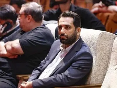 واکنش پرسپولیس به اهدای جام قهرمانی به استقلال