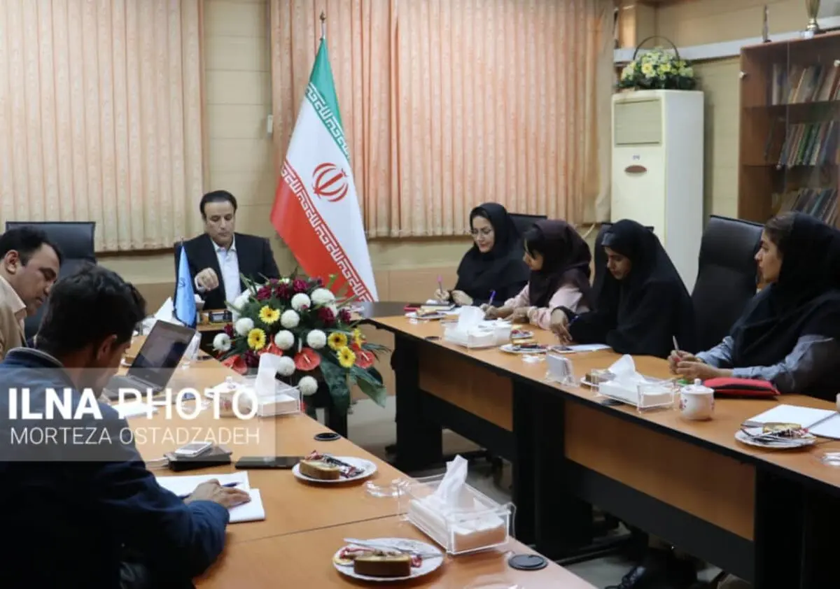 مدیران کل مشمول بسته حمایتی دولت نشده‌اند/ مردم از مراجعه‌ حضوری برای پیگیری دریافت بسته حمایتی بپرهیزند 