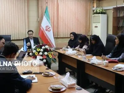 مدیران کل مشمول بسته حمایتی دولت نشده‌اند/ مردم از مراجعه‌ حضوری برای پیگیری دریافت بسته حمایتی بپرهیزند 