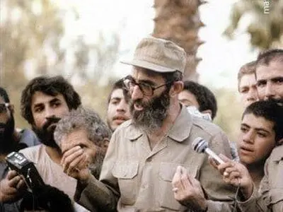 «در لباس سربازی» مستندی از خاطرات شفاهی رهبری 