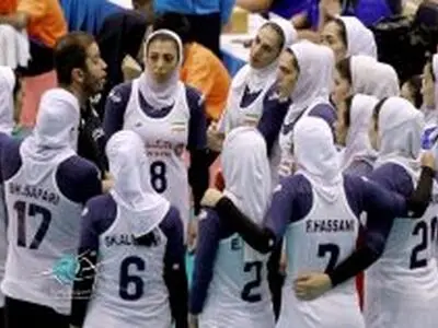 شکست دختران ایران برابر قهرمان جهان و المپیک