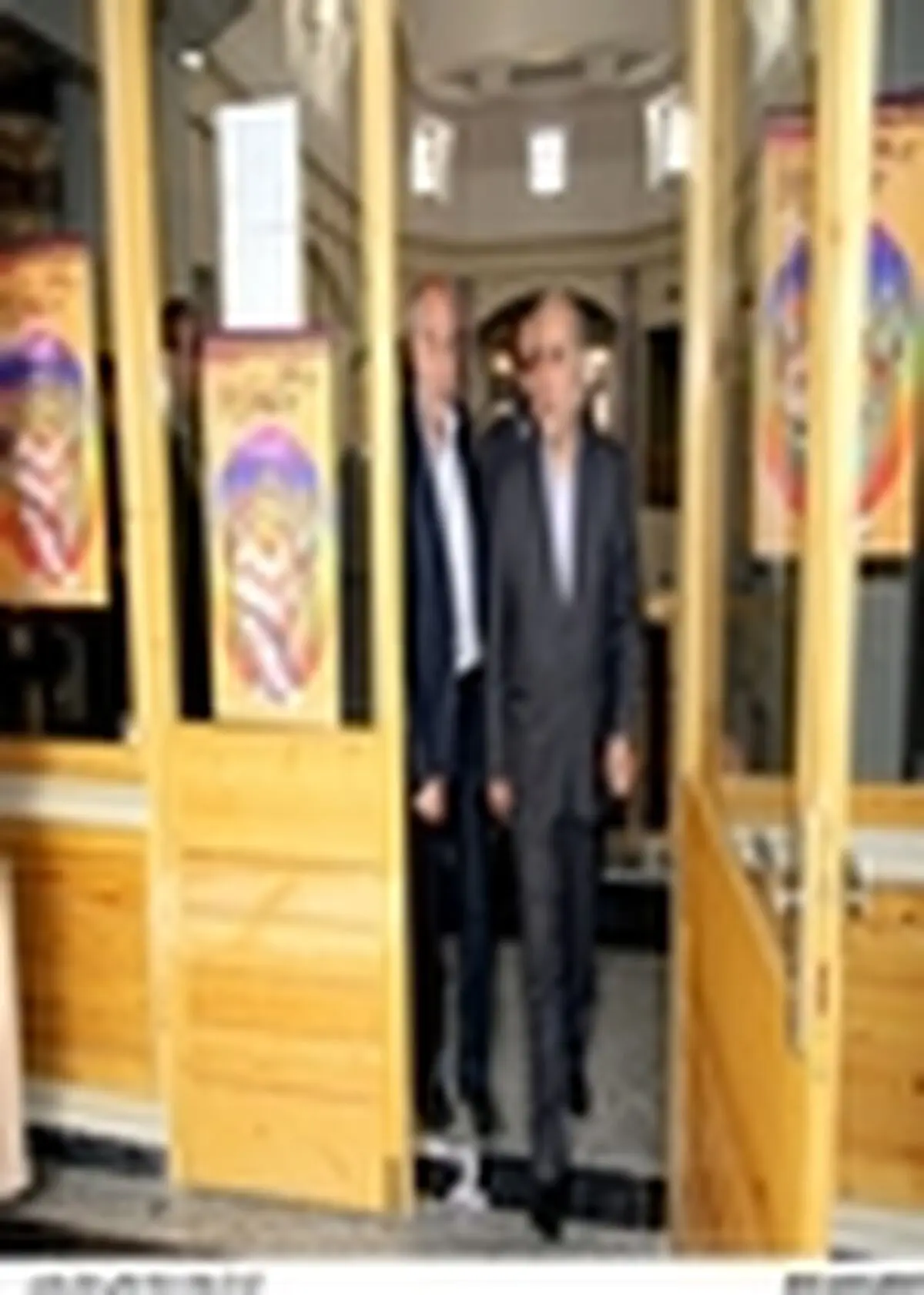 معاون استاندار همدان از دبیرخانه جشنواره تئاتر کودک بازدید کرد