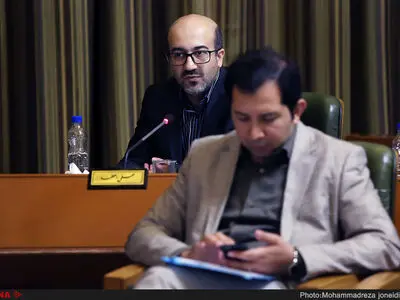 انتقاد سخنگوی شورا از ترک تشریفات واگذاری یک ملک به فدراسیون فوتبال/ با چه منطقی می‌خواهیم امتیاز ویژه‌ به یک مجموعه بدهیم؟! 