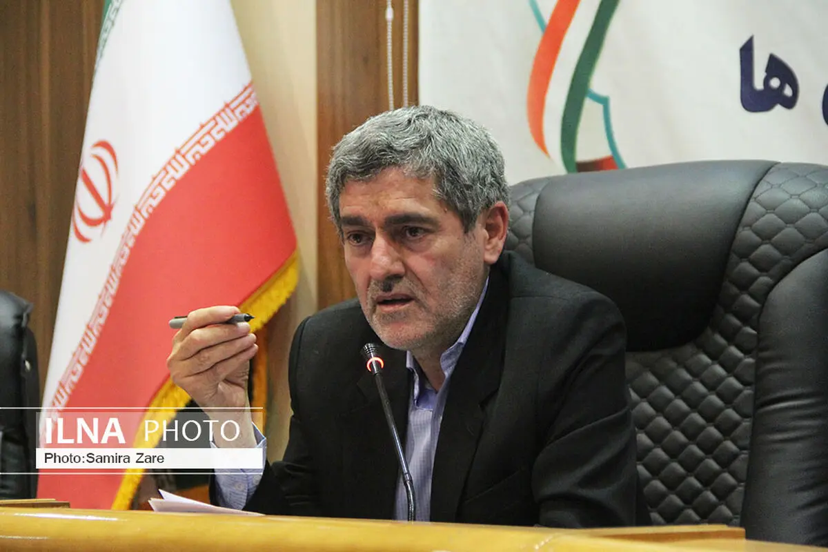 قرارگاه امنیت غذایی استان فارس تشکیل شد/ ایجاد قرارگاه از پراکنده کاری و تصمیمات متفرق جلوگیری می‌کند/ هوشمند سازی نظارت بر قیمت‌ها و گزارش های مردمی در دستور کار است