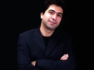 کنسرت «کویر» محمد معتمدی تمدید شد/ورود به بیستمین سال فعالیت