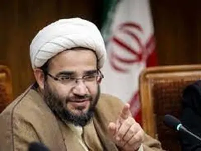 خدمات‌رسانی شهرداری در نمایشگاه عطرسیب ۳۰۰ درصد بیشتر از سال گذشته است