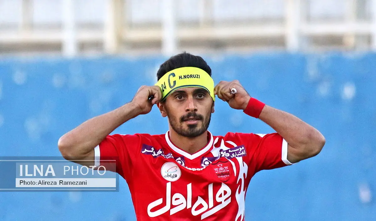 امید عالیشاه با پرسپولیس تمدید کرد+عکس
