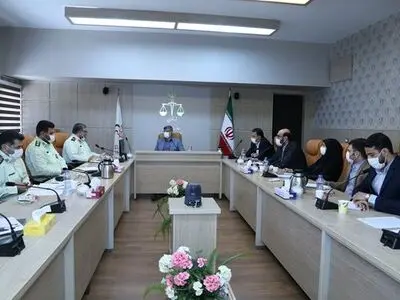 فساد اقتصادی قدرتمندتر از سایر فسادهاست/ موانع غیرمنطقی فعالیت در حوزه اقتصاد را برطرف کنیم