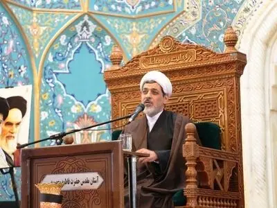 امام خمینی(ره) به ملت ایران اعتباری دوباره بخشید