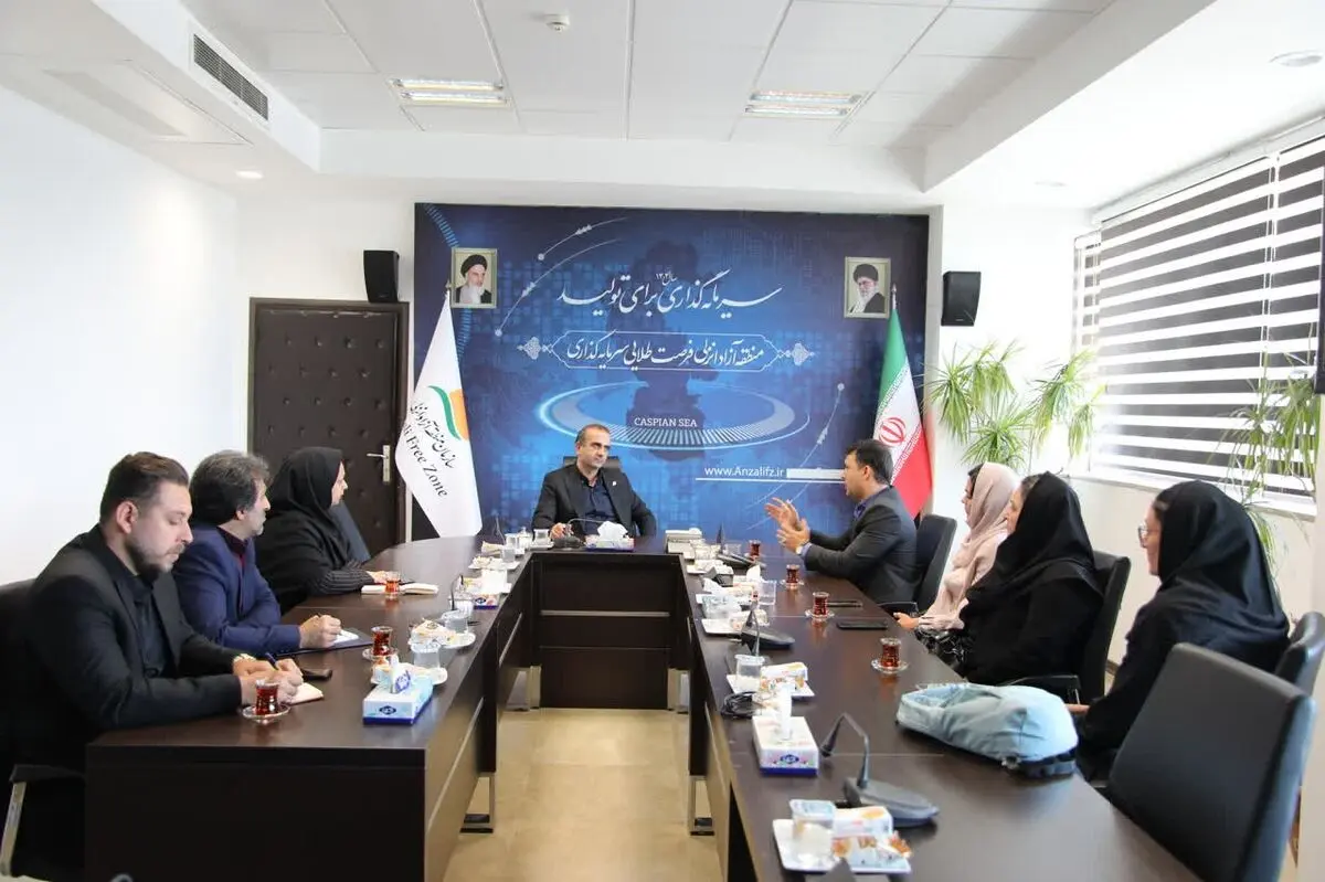 تجلیل از قهرمان قایقرانی آسیا در رشته روئینگ