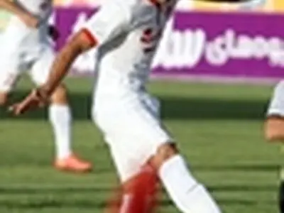 ترکیب ۱۱ نفره پدیده‌مشهد اعلام شد / ۳ پرسپولیسی علیه پرسپولیس!
