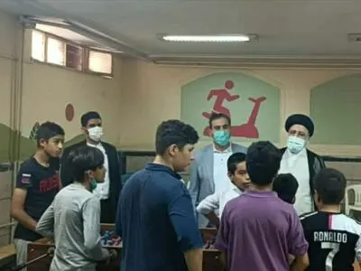 رئیس‌جمهور منتخب از خانه کودکان کار یاسر در منطقه ۱۶ بازدید کرد