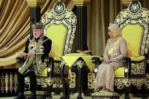 پادشاه جدید مالزی سوگند یاد کرد