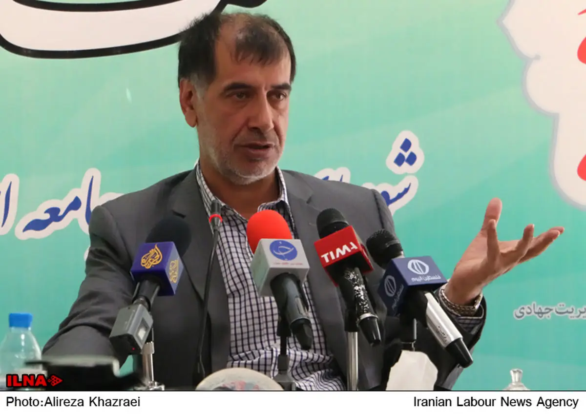 ائتلاف صددرصدی اصولگرایان محال است/ اعلام اسامی ۱۷۰ نماینده٬ مسئله جدیدی ایجاد نمیکند