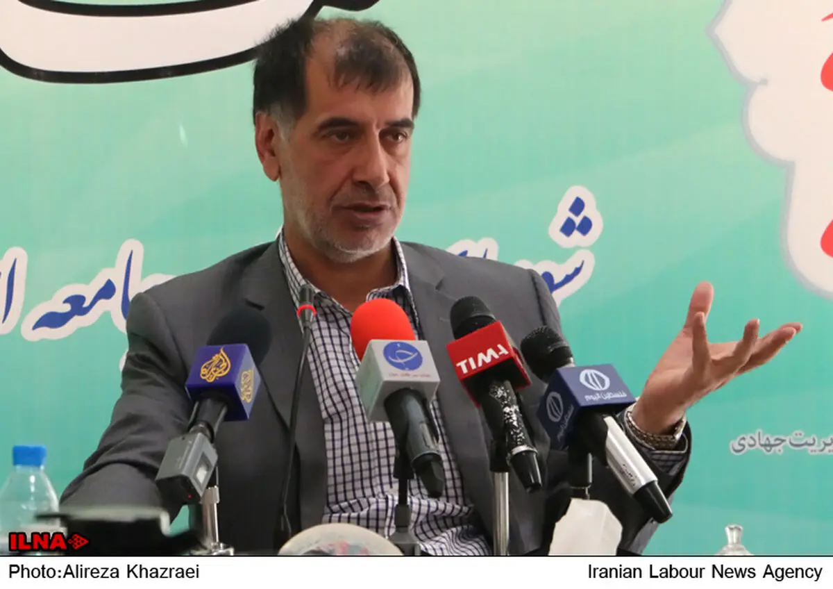 ائتلاف صددرصدی اصولگرایان محال است/ اعلام اسامی ۱۷۰ نماینده٬ مسئله جدیدی ایجاد نمی‌کند