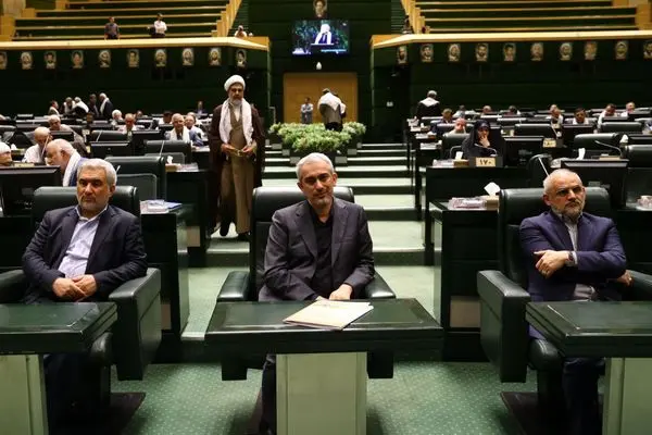 موافقت کمیسیون اقتصادی مجلس با وزیر پیشنهادی اقتصاد