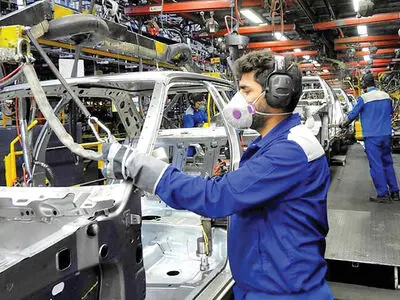 
Car production in Iran drops by 7% in nine months
