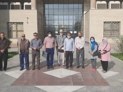 حضور بازنشستگان اهوازی مقابل تامین اجتماعی/ حقوق بازنشستگان چند برابر زیر خط فقر است!