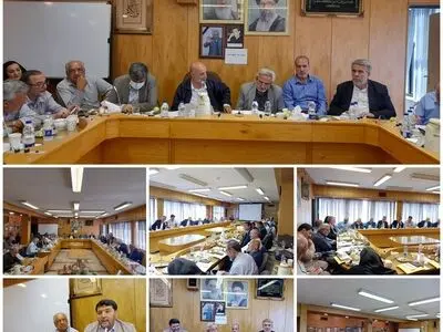 محجوب: هزینه‌ی اصلاح صندوق‌ها را نباید از جیب بیمه‌شده پرداخت کرد/ صادقی: برنامه هفتم توسعه نیازمند بازنگری اساسی است