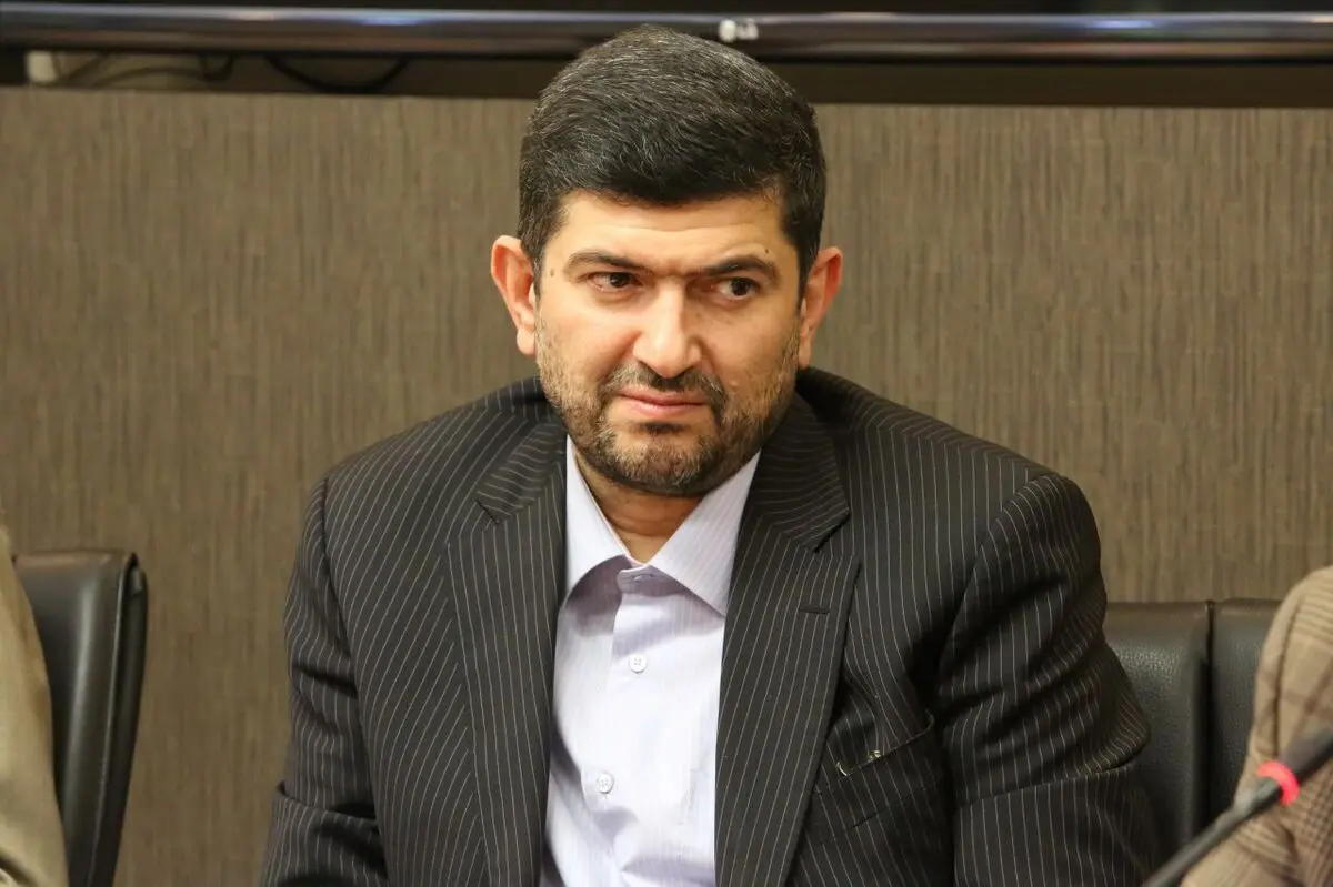 شبکه خاص توزیع را برای کمک به تعاونی‌های کارگری به کار می‌گیریم