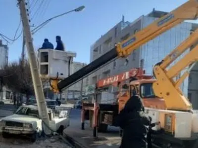 کشته شدن راننده وانت پیکان در تصادف با تیر برق در یاسوج