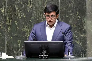 نمایندگان هیچ امکاناتی حتی اندازه بخشدار هم ندارند