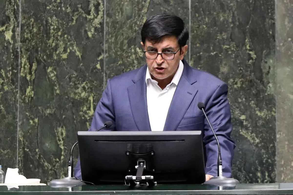 نمایندگان هیچ امکاناتی حتی اندازه بخشدار هم ندارند
