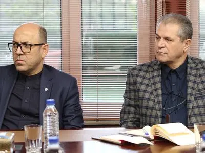 منزوی: ما در استقلال آتش نشان هستیم؛ عابربانک نیستیم، عابربانک‌ها گوشه زندان هستند!