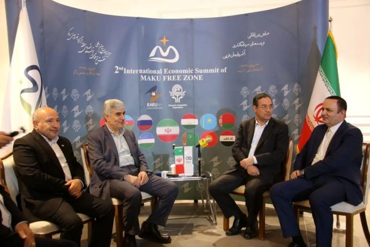 گسترش تعامل با همسایگان و رشد اقتصادی اولویت جمهوری اسلامی ایران است