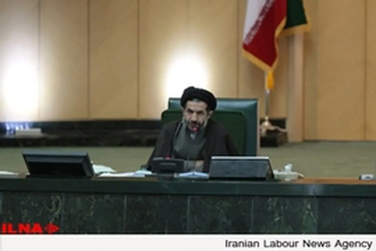 توضیحات ابوترابی‌فرد درباره تأخیر در آغاز صحن علنی