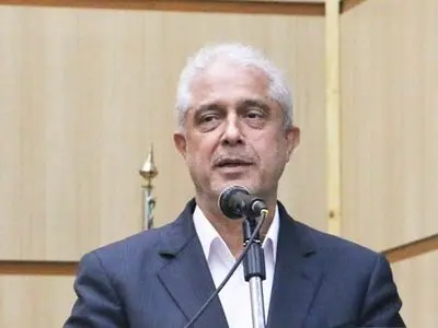 باید از رشته‌های سنتی فاصله بگیریم