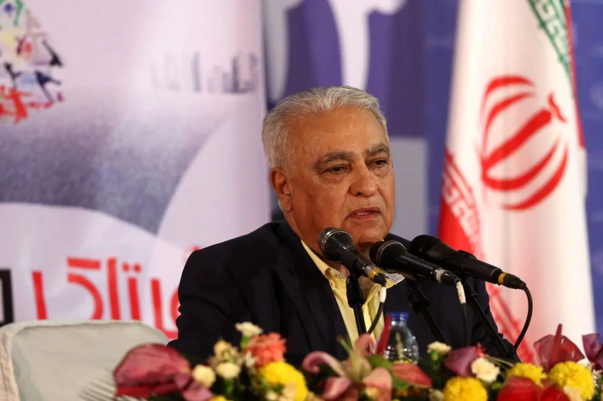 اعتراض نائب رئیس انجمن جهانی نویسندگان و خبرنگاران ورزشی به نحوه برگزاری انتخابات فدراسیونهای ورزشی
