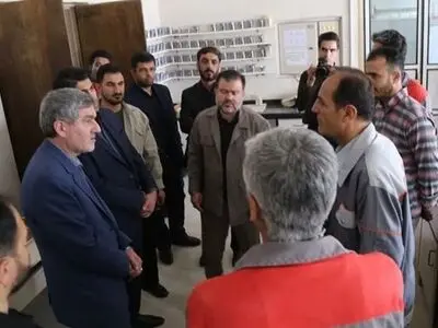 ابراز امیدواری کارگران سیمان آباده برای دریافت مطالبات معوقه 