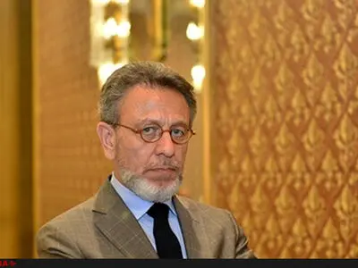 افتتاح بانک‌های جدید راه حل مشکلات اقتصادی کشور نیست/ باید بانک‌های موجود را تجمیع کرد