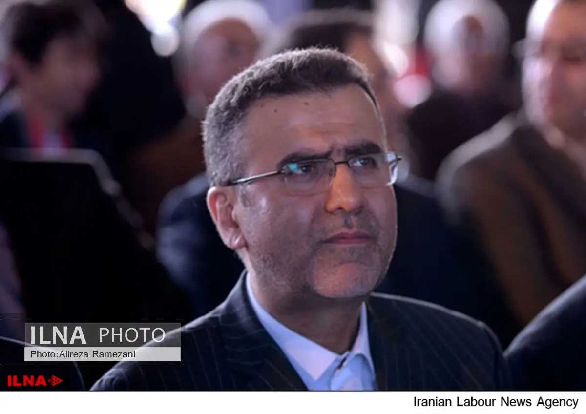 کسانی که برای سینماگران ایجاد نگرانی می‌کنند، باید پاسخگو باشند