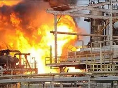 2 مصدوم در پی حادثه آتش‌سوزی در پتروشیمی بوشهر / فعالیت‌ها به حالت عادی بازگشته است