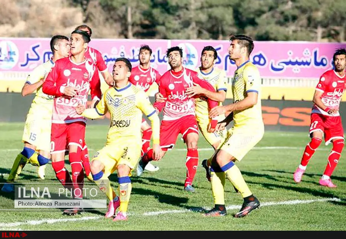 نبرد مثلث مدعیان برای قهرمانی و مثلث فانوس به دستان برای فرار از سقوط