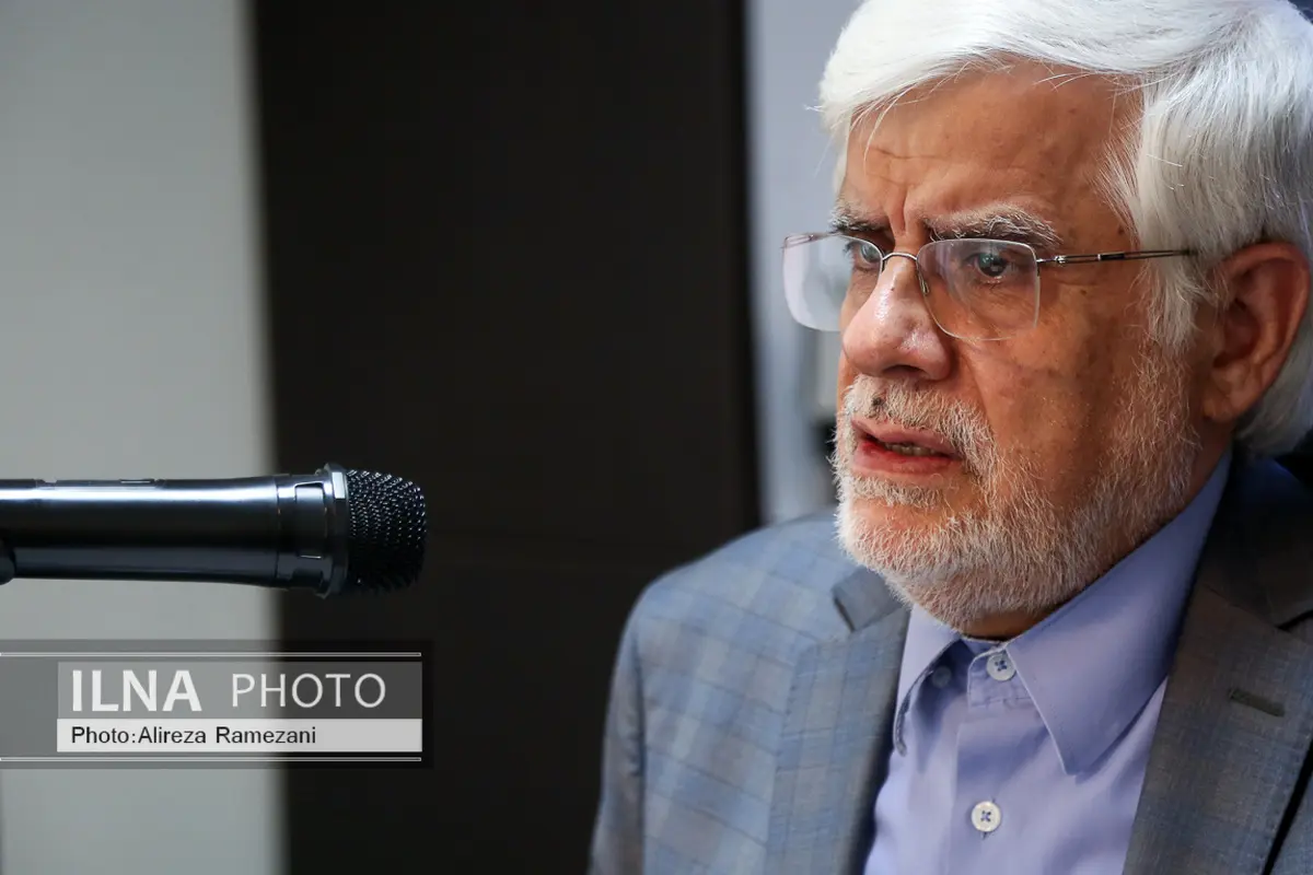 گفتوگوی عارف با بهروز بهزادی و خانوادههای نیلوفر حامدی و الهه محمدی
