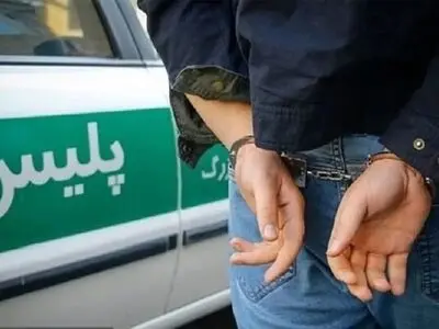 دستگیری اراذل و اوباش سابقه‌دار در بندرانزلی / کشف انواع سلاح و ۲۲ عدد گوشی سرقتی