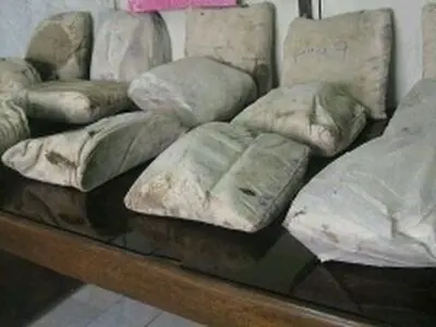 کشف 200 کیلو تریاک در 2 حلقه لاستیک