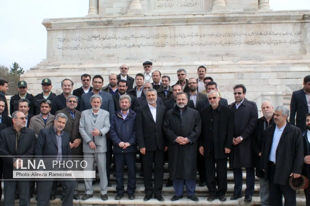 بازدید مسئولان خراسانرضوی از مجموعه فرهنگی- تاریخی توس و آرامگاه فردوسی