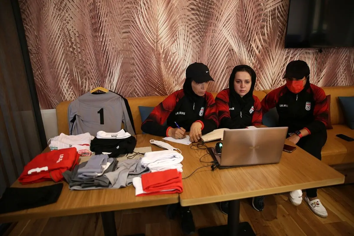 ایران برابر بنگلادش سفید می پوشد 