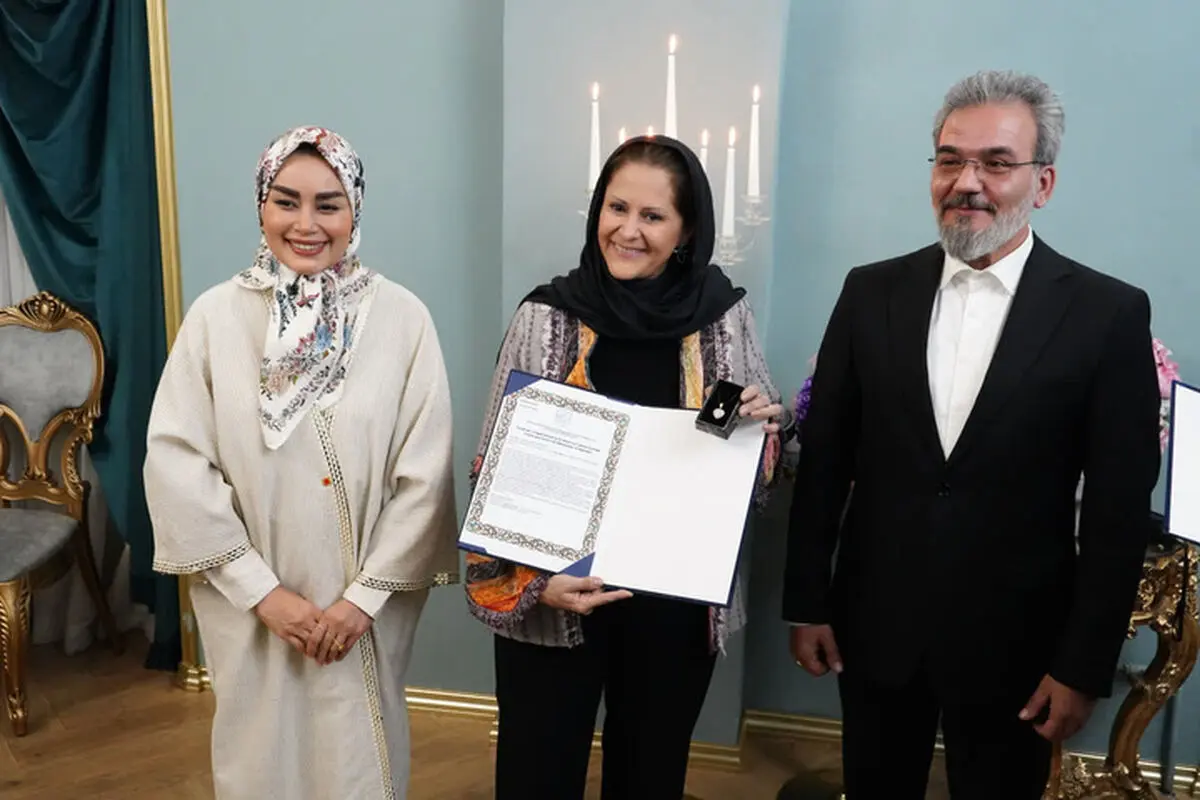 چهره‌های دیپلماتیک بین‌المللی، سفیران افتخاری گردشگری همدان شدند