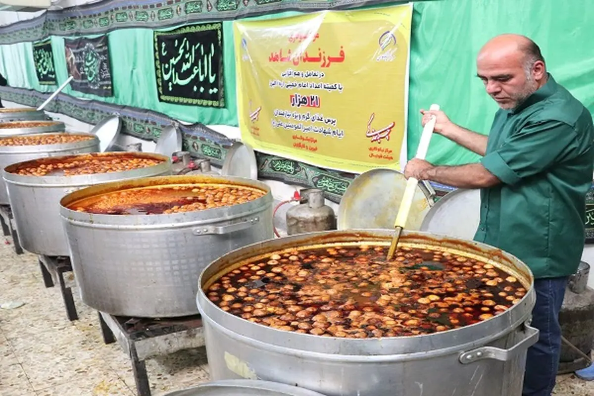 طبخ و توزیع بیش از 100 هزار پرس غذای گرم بین محرومان البرزی 
