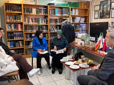 مرکز زنان و جوانان بنیاد دیانت ترکیه میزبان دوره‌های آموزش زبان فارسی می‌شود