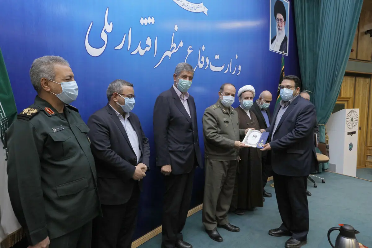 معاون مهندسی و پدافند غیرعامل و رئیس امور بین‌الملل وزارت دفاع منصوب شدند