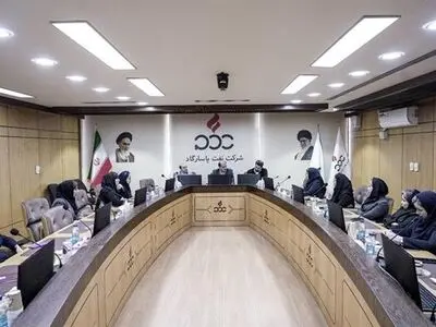 برگزاری جلسه هم‌اندیشی مدیرعامل نفت پاسارگاد با نمایندگان بانوان شاغل در شرکت