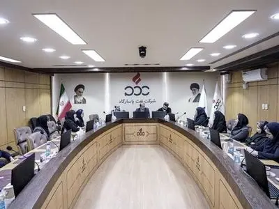 برگزاری جلسه هم‌اندیشی مدیرعامل نفت پاسارگاد با نمایندگان بانوان شاغل در شرکت