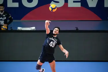 حمایت گل‌گهر از کاپیتان تیم ملی: سرت را بالا بگیر!